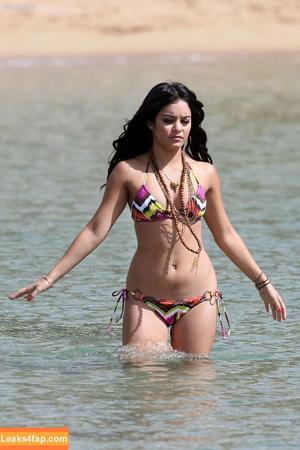 Vanessa Hudgens photo #2063