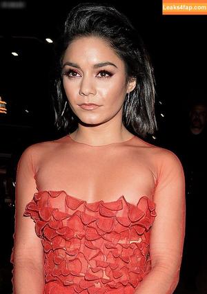 Vanessa Hudgens photo #2304