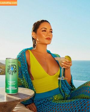 Vanessa Hudgens photo #2352