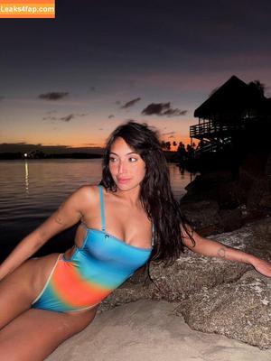 Vanessa Lopes photo #0238