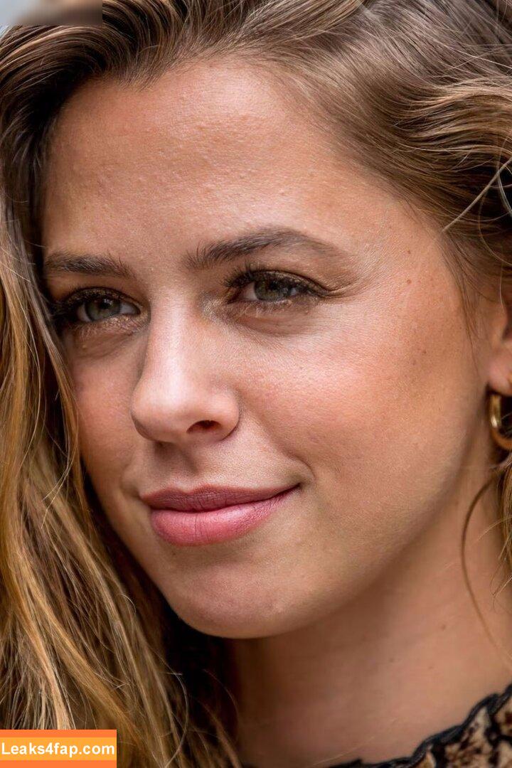 Vanessa Mai / missvenessamai / vanessa.mai / vanessamai leaked photo photo #0177