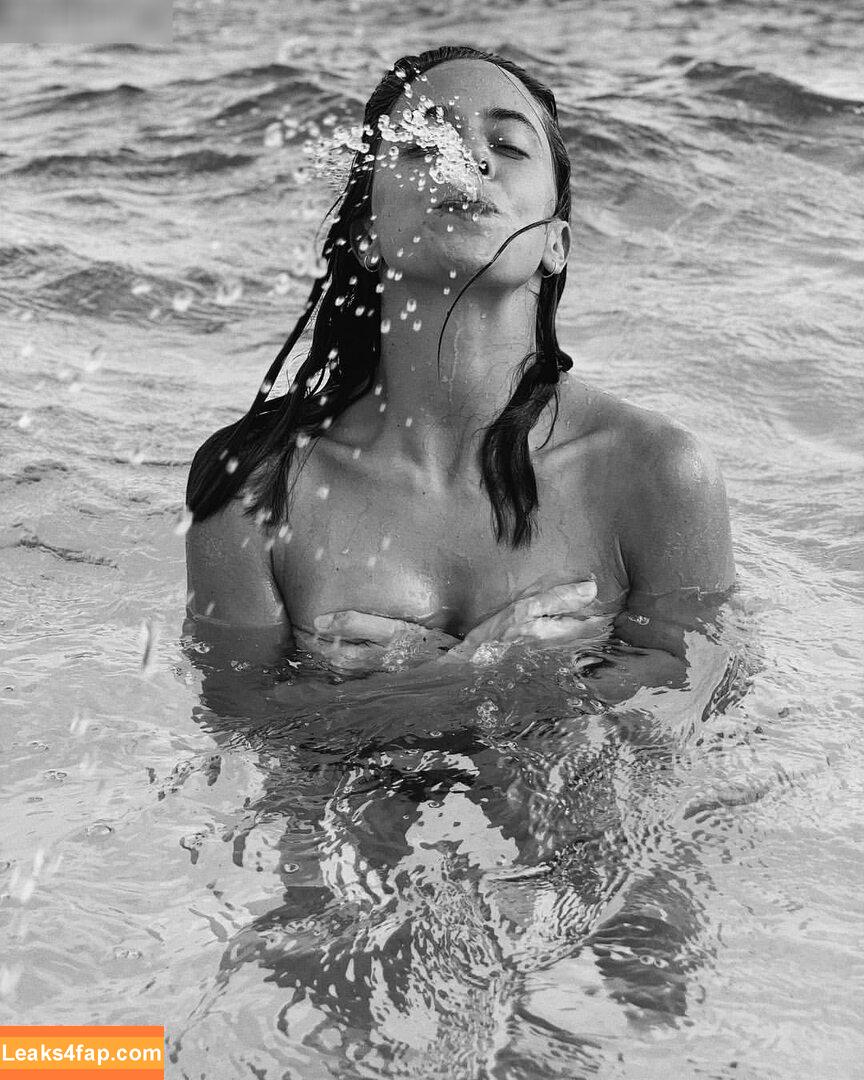 Vanessa Mai / missvenessamai / vanessa.mai / vanessamai leaked photo photo #0234