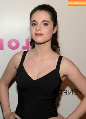 Vanessa Marano photo #0039