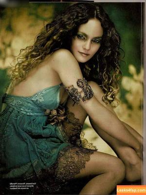 Vanessa Paradis photo #0033