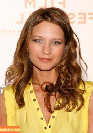 Vanessa Ray photo #0105