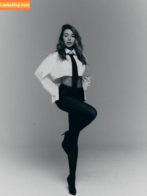 Vanessa Rojewska photo #0022