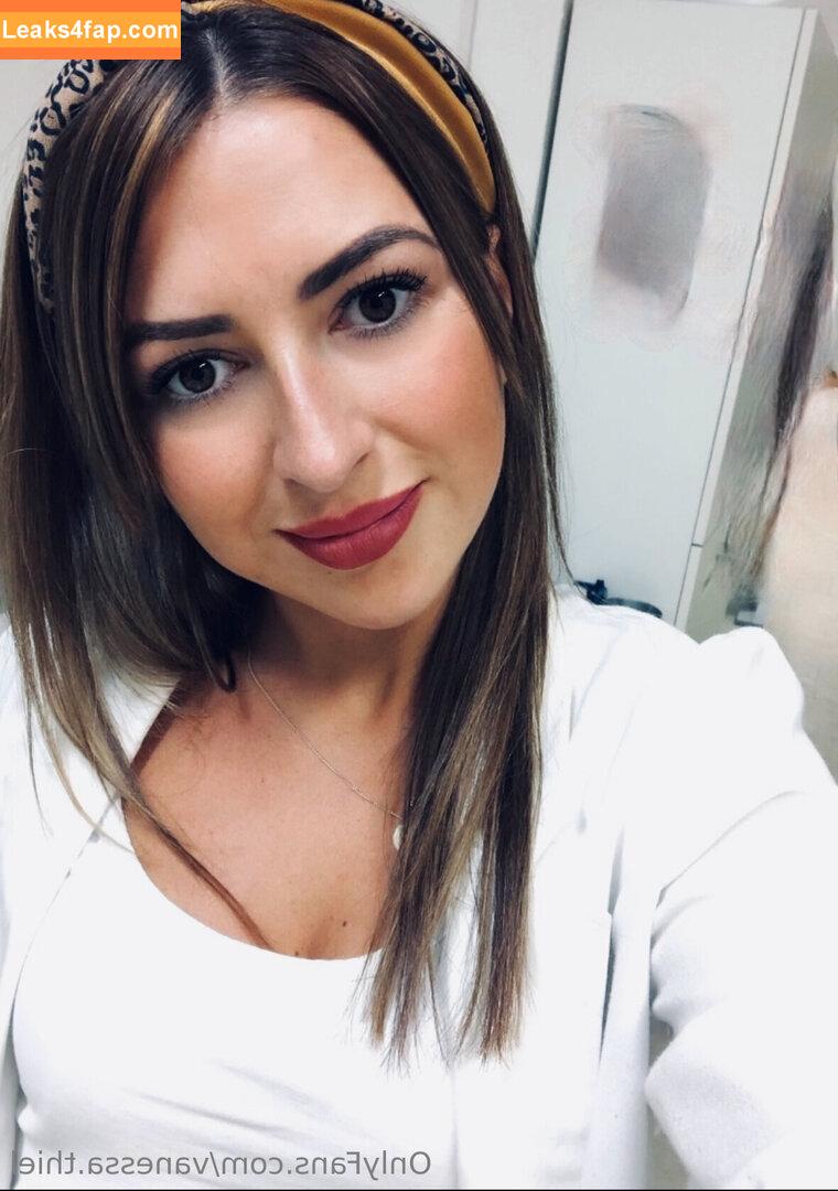 vanessa.thiel /  leaked photo photo #0004