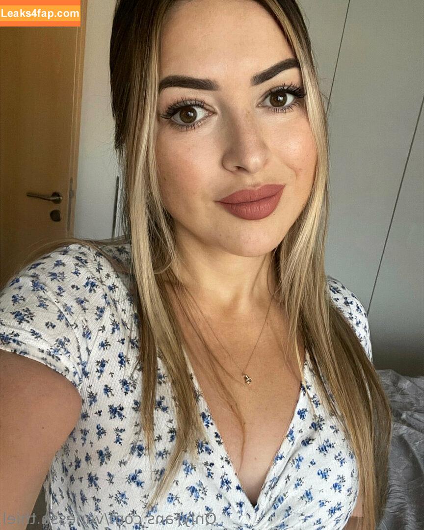 vanessa.thiel /  leaked photo photo #0014