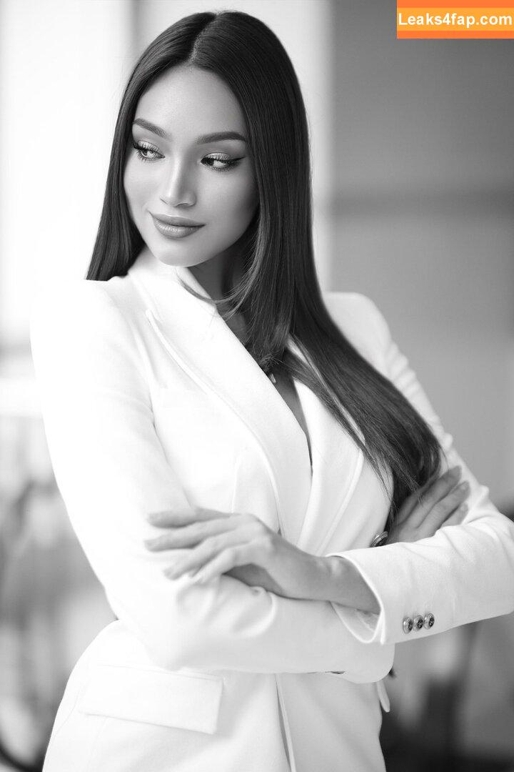 Vanessa Wenk / vanessanck.w слитое фото фото #0021