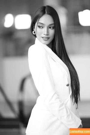 Vanessa Wenk фото #0025