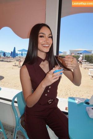 Vanessa Wenk фото #0033