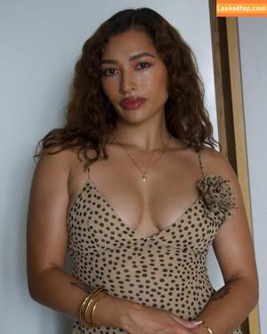 Vanessa White фото #0038
