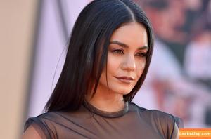 vanessahudgens photo #0008
