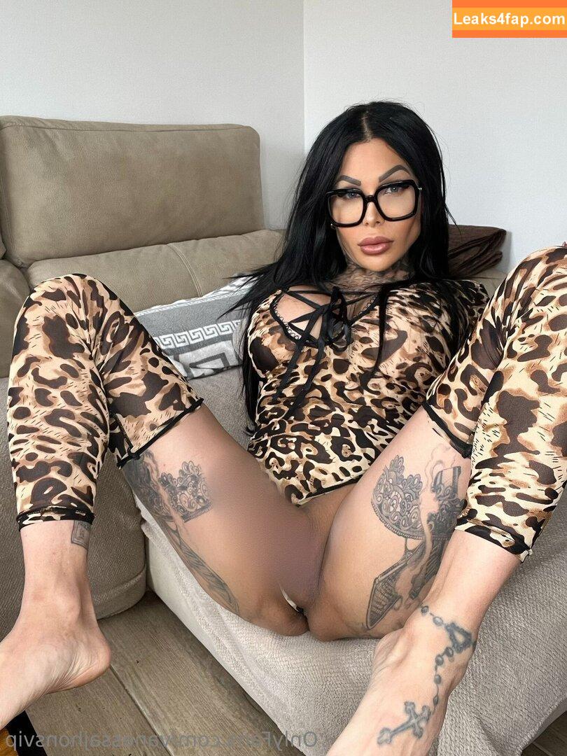 vanessajhonsvip / jhons.vanessa leaked photo photo #0031