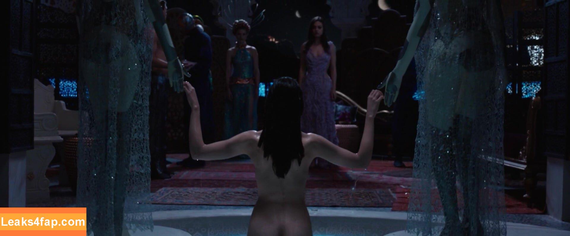 vanessakirby /  leaked photo photo #0022