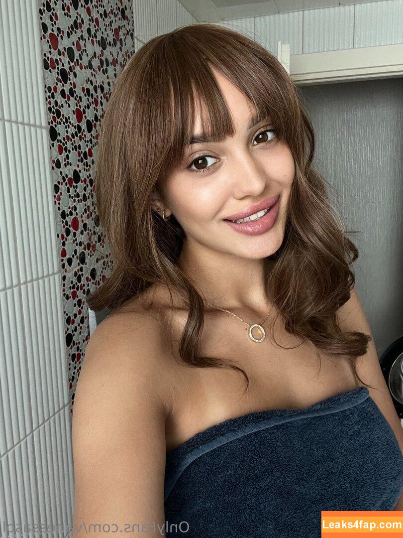 vanessasol / vanessa_b_sol leaked photo photo #0008