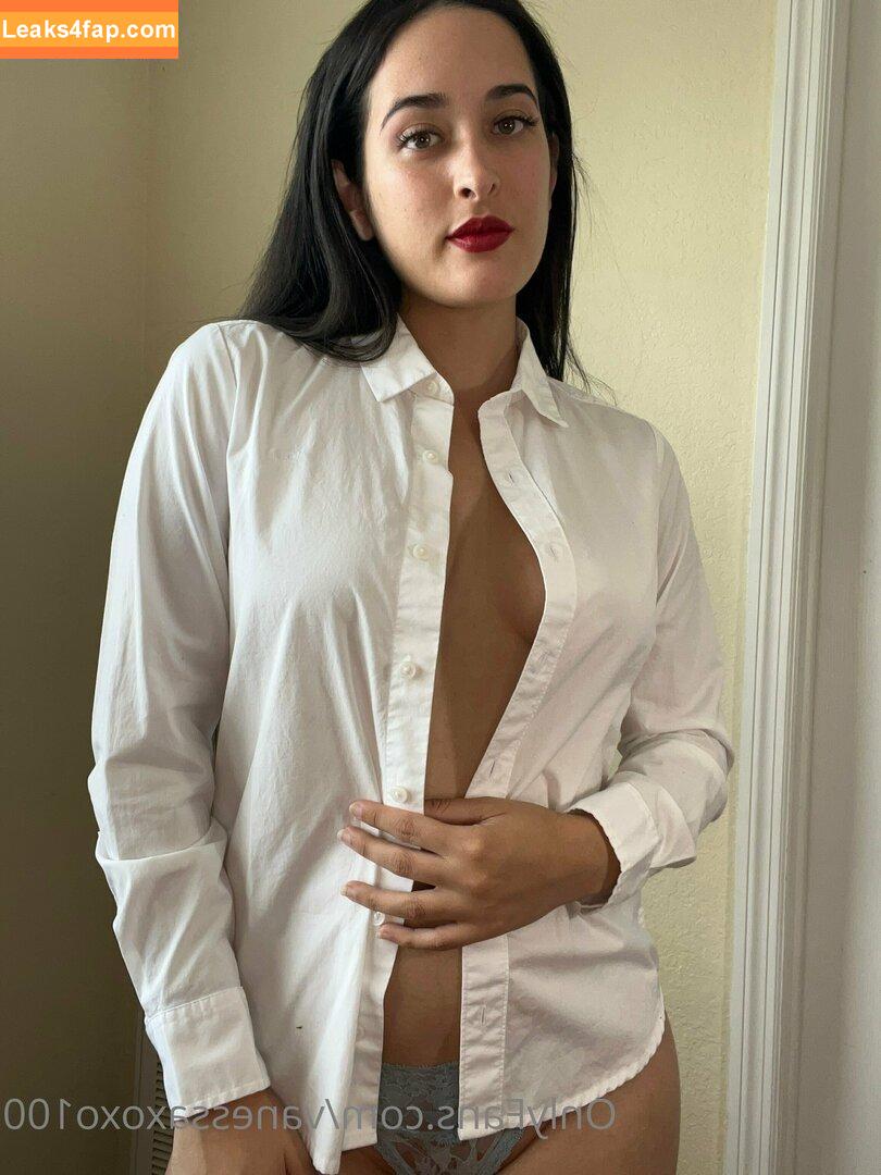vanessaxoxo100 / vanessahxoxo leaked photo photo #0013