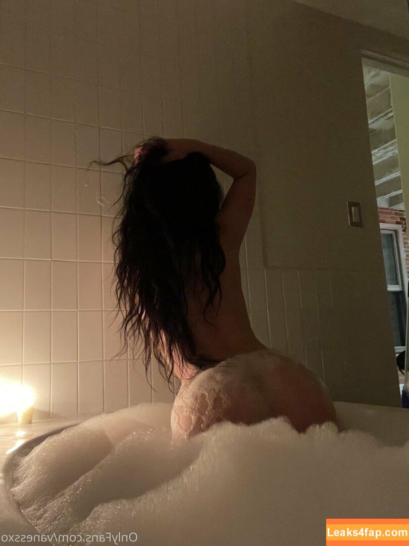 Vanessxo / vanessxo_ leaked photo photo #0015