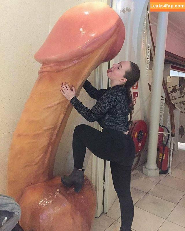 Vantoee /  leaked photo photo #0032