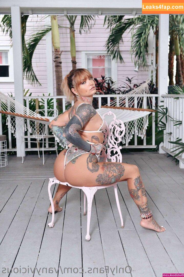 vanyvicious / officialvanyvicious leaked photo photo #0035
