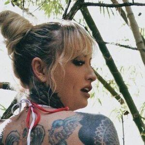 vanyvicious photo #0026