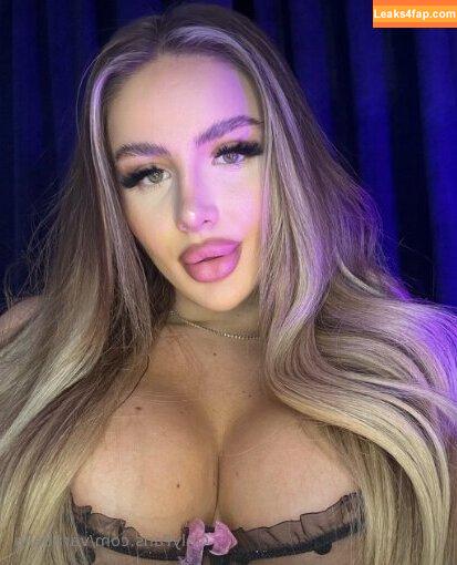 varabella /  leaked photo photo #0027