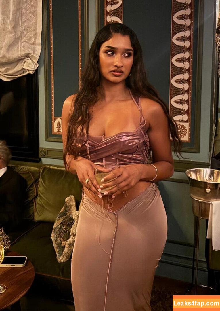 Varada Sethu / varadasethu leaked photo photo #0217