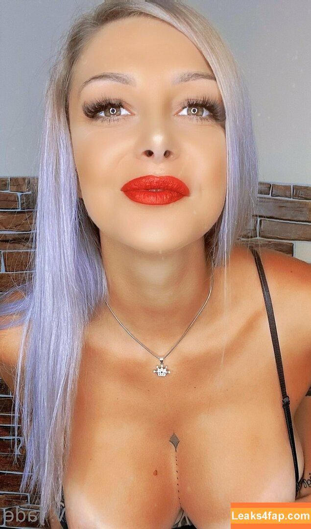 vaya_jade / victoriaa_jade leaked photo photo #0043