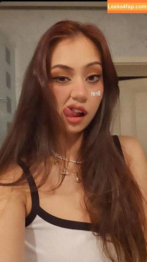 VDarquise photo #0422