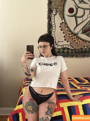 vegan_clown photo #0001