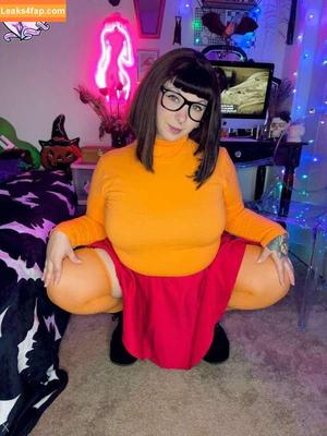 Velma & Daphne Cosplay photo #0077