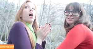 Velma & Daphne Cosplay photo #0143