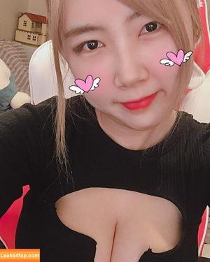 Velvet_7 photo #0181