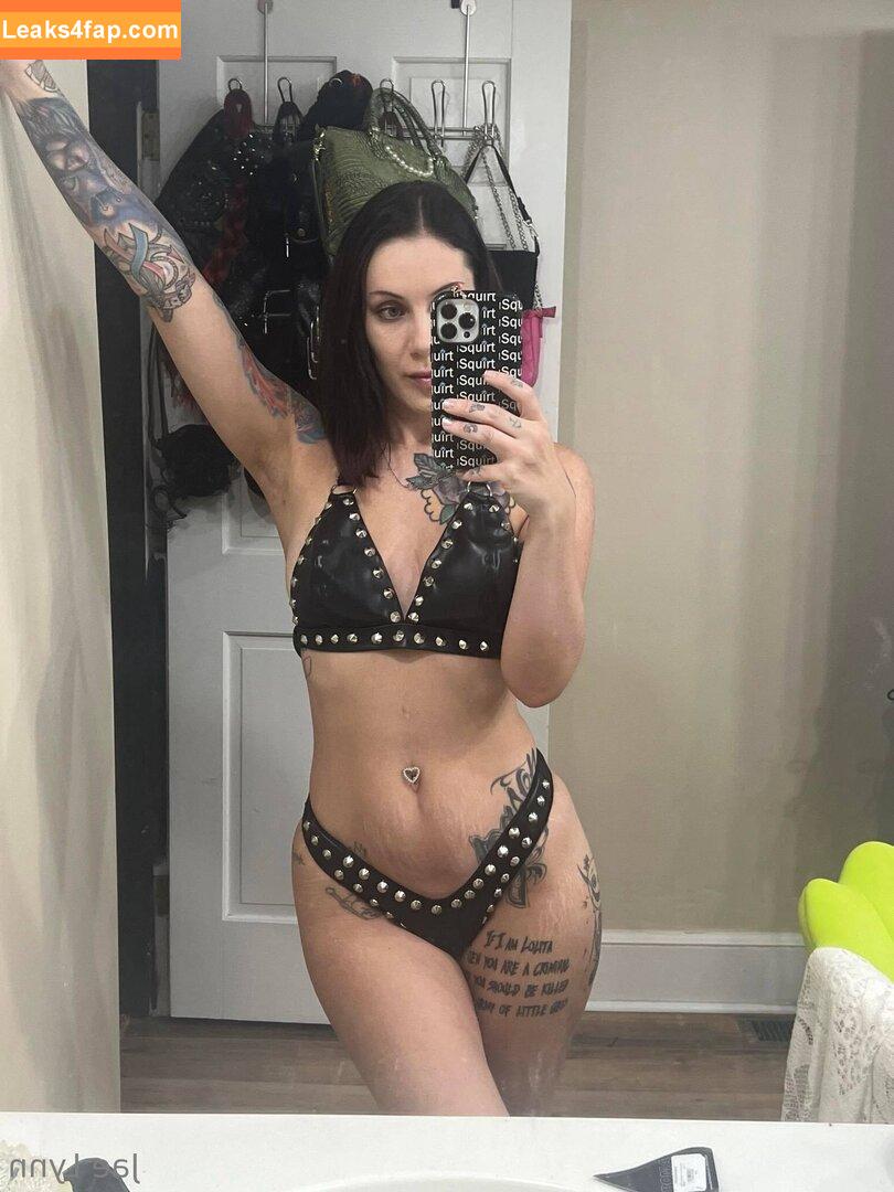 velvet_trixxx_free / tatsandtoes813 leaked photo photo #0029
