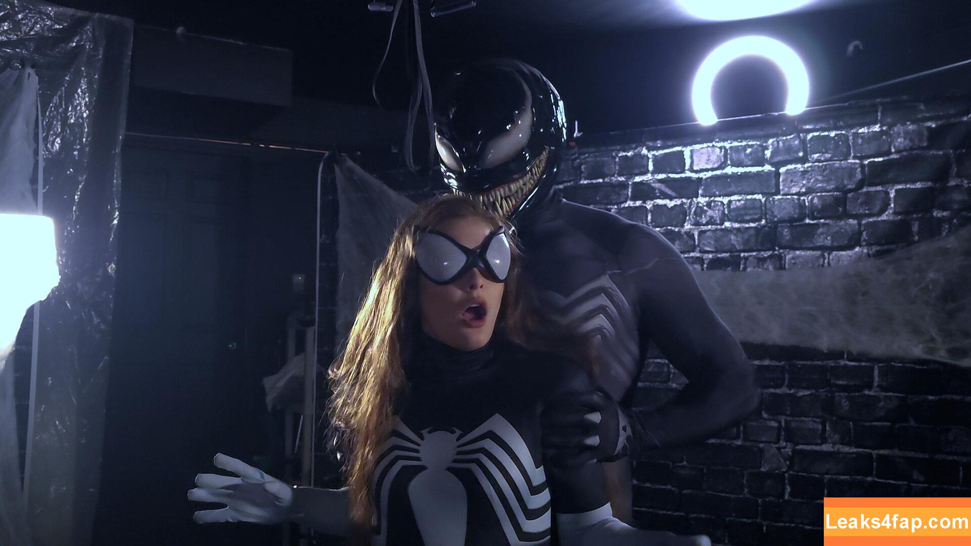 Venomous /  leaked photo photo #0019