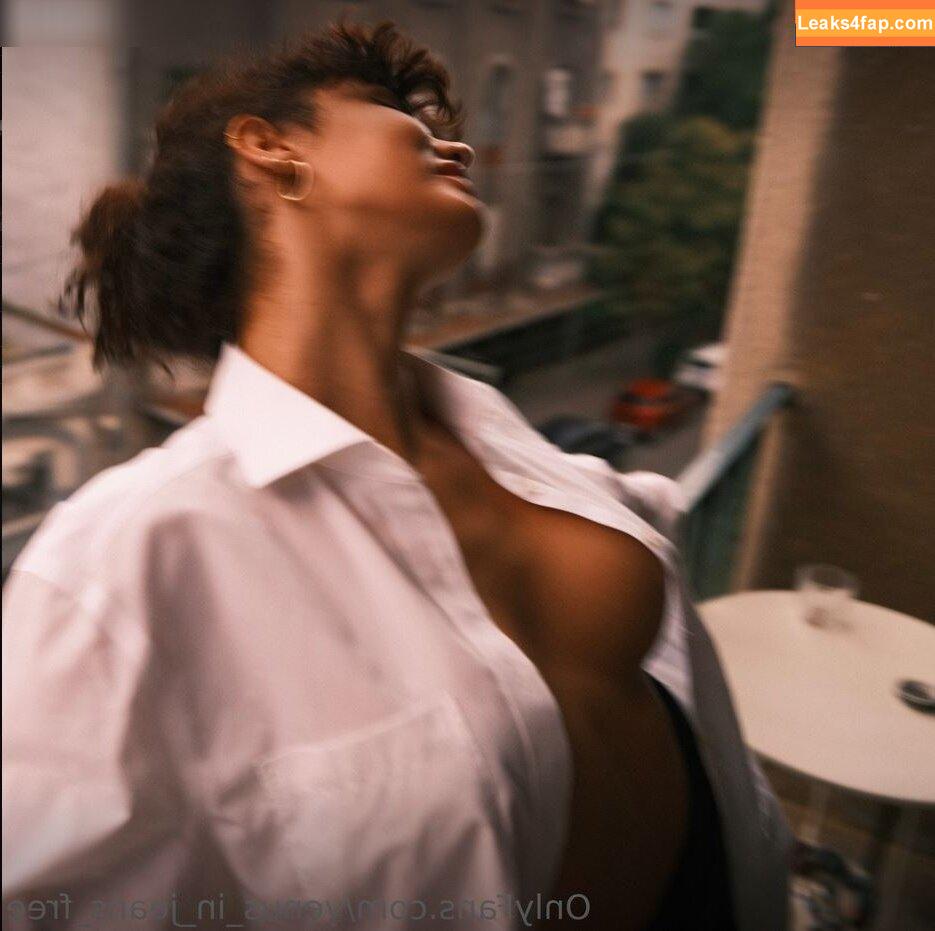 venus_in_jeans / MonkeyLina / isabellissima7 / venusinjeans leaked photo photo #0117
