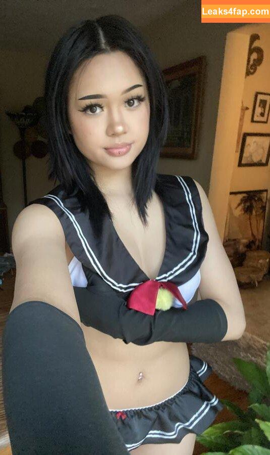 Venus_sun444 / Iz.zyglizzy / glizzypoop96 / venusrose444 leaked photo photo #0036