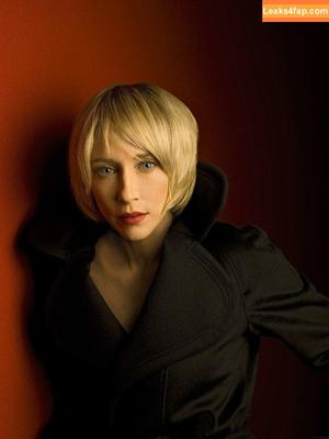 Vera Farmiga photo #0092