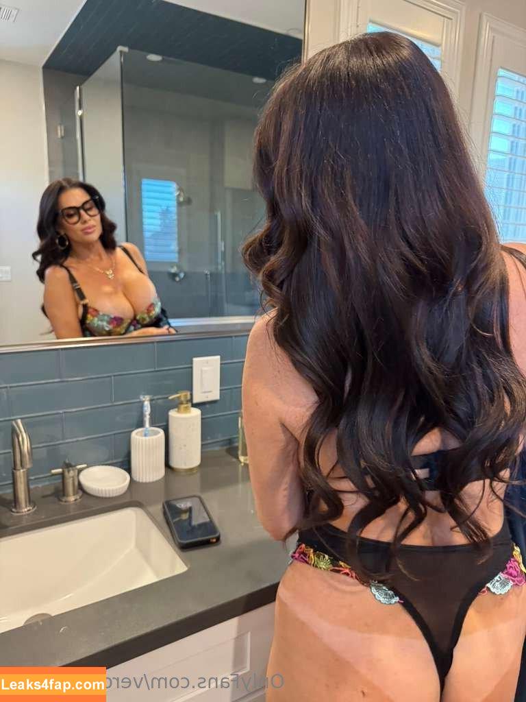 Veronica Avluv / _veronicaavluv / veronicaavluv leaked photo photo #0381