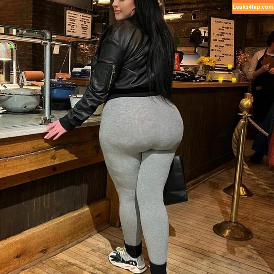 Veronica Dragone / House.of.vee | Vee_so_blessed / Thicc Yorker / house.of.vee / veronicaperasso leaked photo photo #0012