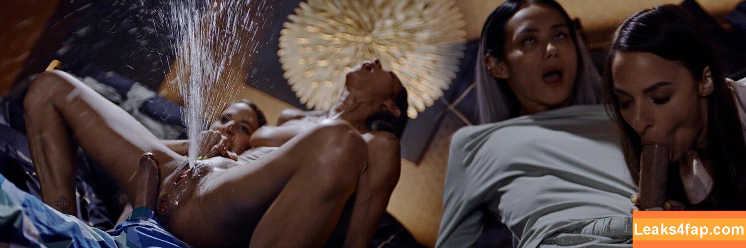 Veronica Leal / VeronicaLealoff / veroleal / verolealxx / veronicalealx leaked photo photo #0811