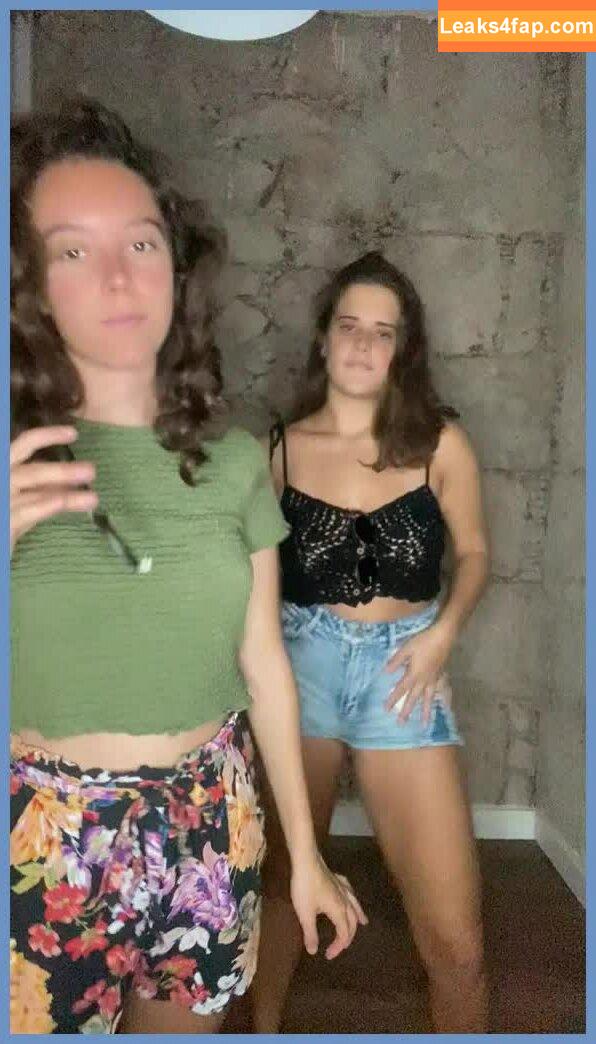 Veronica & Olivia / olivia.veronica.corr / veroliv3 leaked photo photo #0022