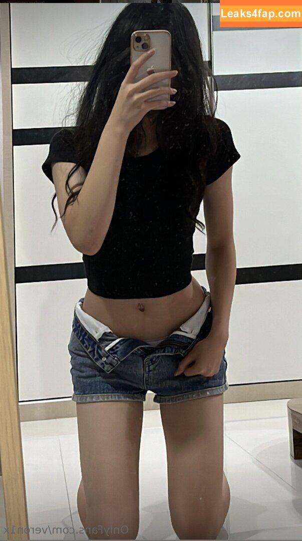 Veronica Yeoh / veron1x / veron_1013 leaked photo photo #0004