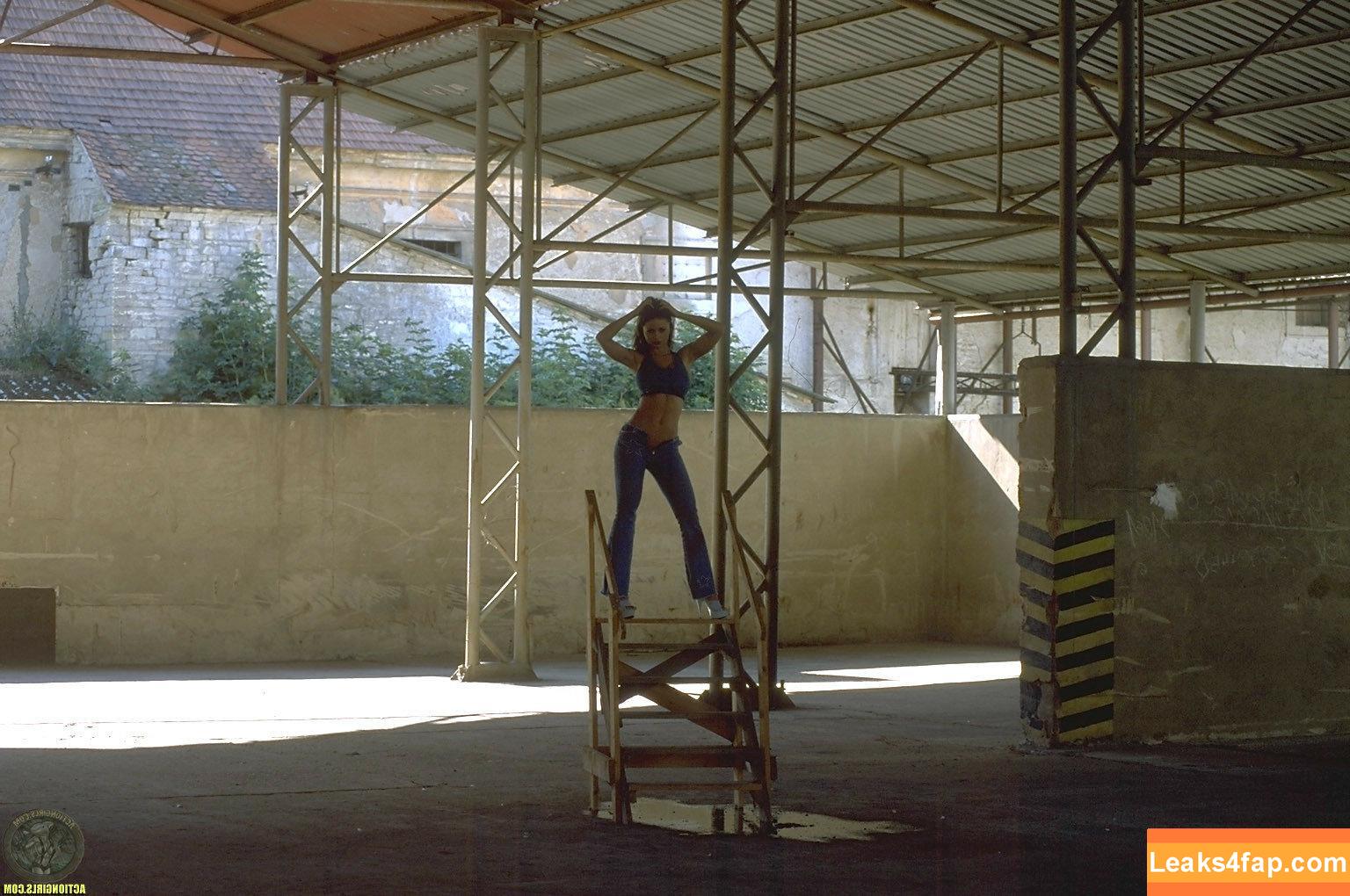 Veronica Zemanova / veronikazemanovafans leaked photo photo #0550