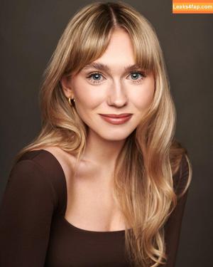 Veronika Slowikowska photo #0029
