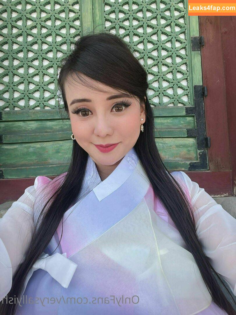 verysallyish /  leaked photo photo #0118