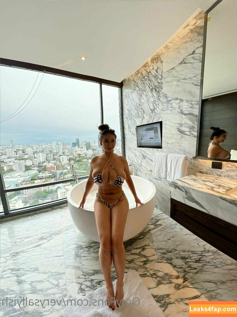 verysallyish /  leaked photo photo #0175