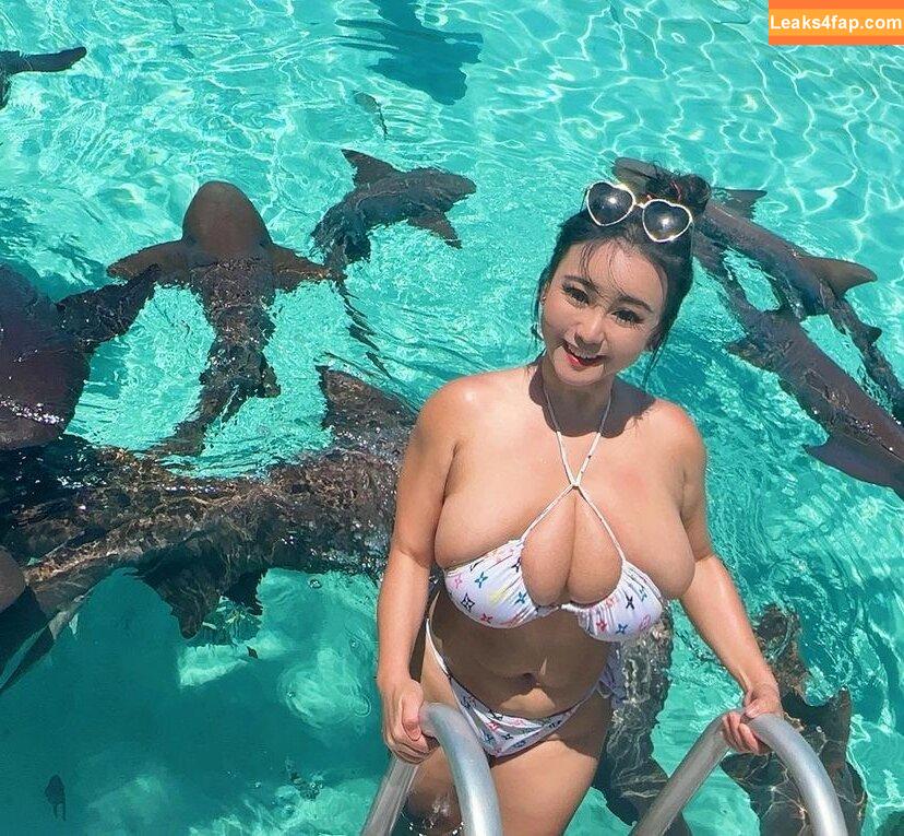 verysallyish /  leaked photo photo #0261