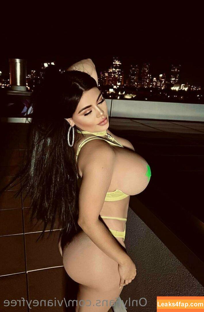 vianeyfree / vianeyfrias leaked photo photo #0006