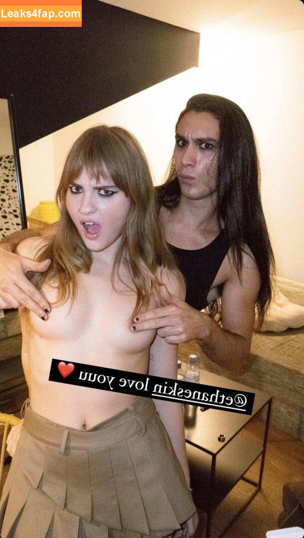 Vic De Angelis /  leaked photo photo #0006